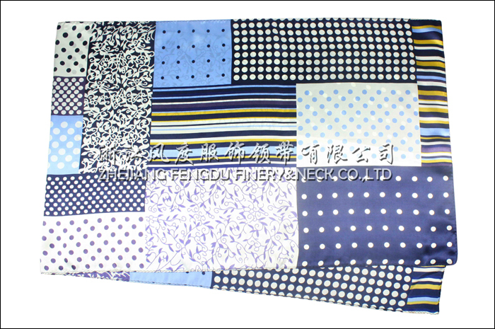 中国建设银行 真丝长巾 规格：137x43cm